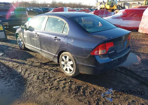 2008 Honda Civic Lx z USA, uszkodzony, nr VIN 1HGFA16548L076834